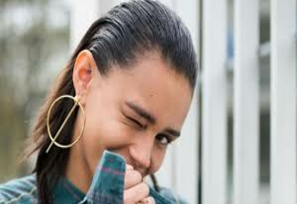 Top 6 coafuri care se vor purta în 2023. Tunsoarea care întinerește rămâne în tendințe - Wet Look, în top