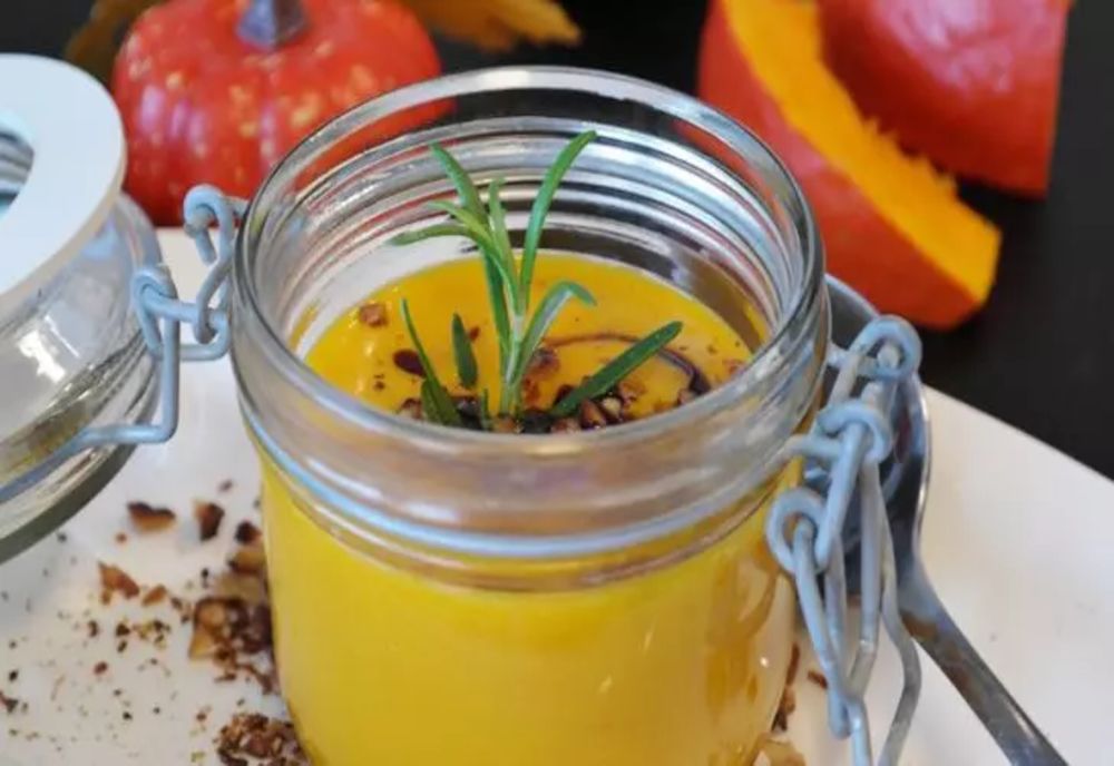 Cura de detoxifiere cu supă, după zilele fastuoase de sărbători - Este ușor de ținut - Durează doar 3 zile