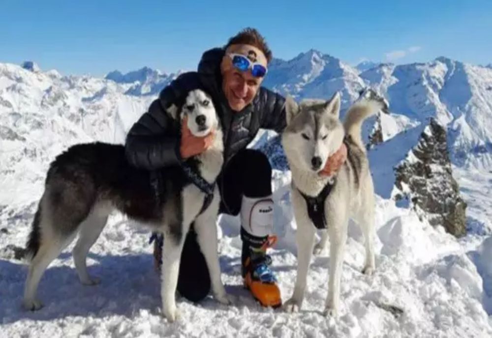 Un român pasionat de munte și-a dat viața pentru câinii săi. Povestea care a zguduit Italia