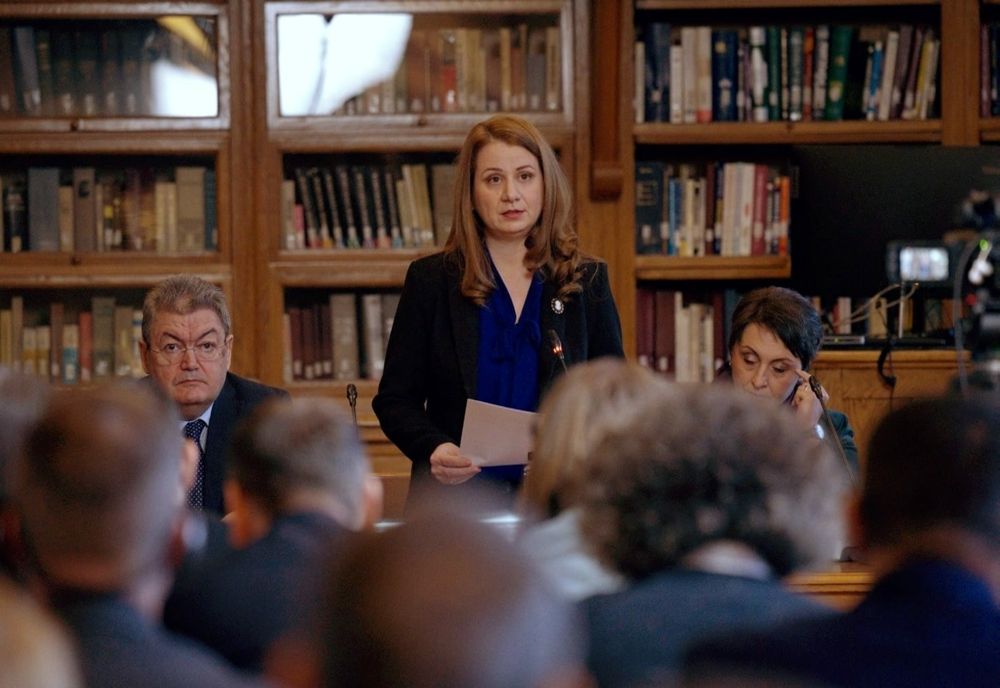 LIGIA DECA: TOȚI ELEVII DE LICEU VOR PARCURGE DISCIPLINA ”ISTORIA COMUNISMULUI DIN ROMÂNIA”