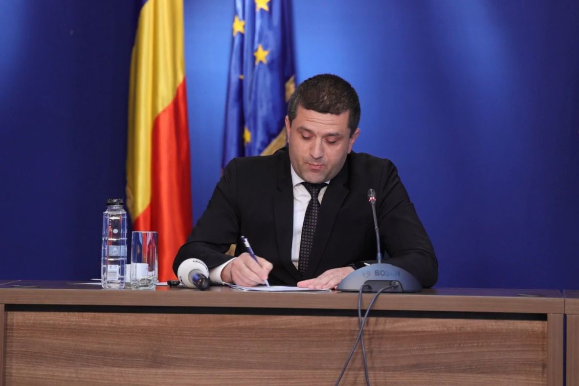 Miruță l-a anunțat pe Nicușor Dan despre situația șefului Statului Major: Dacă va cere informații suplimentare, vom pune la dispoziție