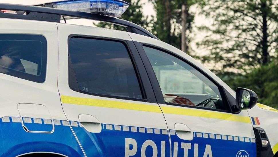 Trei bărbați din Botoșani, reținuți după percheziții într-un dosar privind unelte ilegale de pescuit