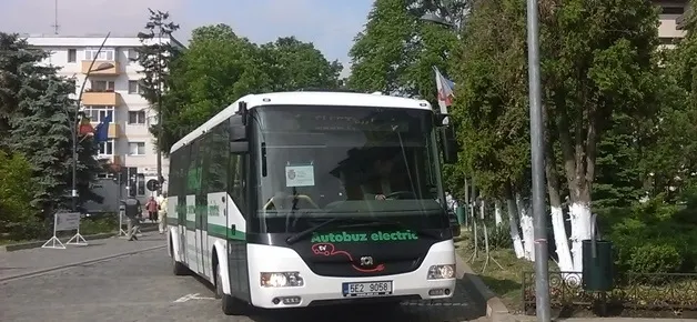 autobuz-electric