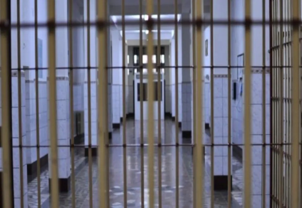 Criminal găsit pe o terasă în Botoșani