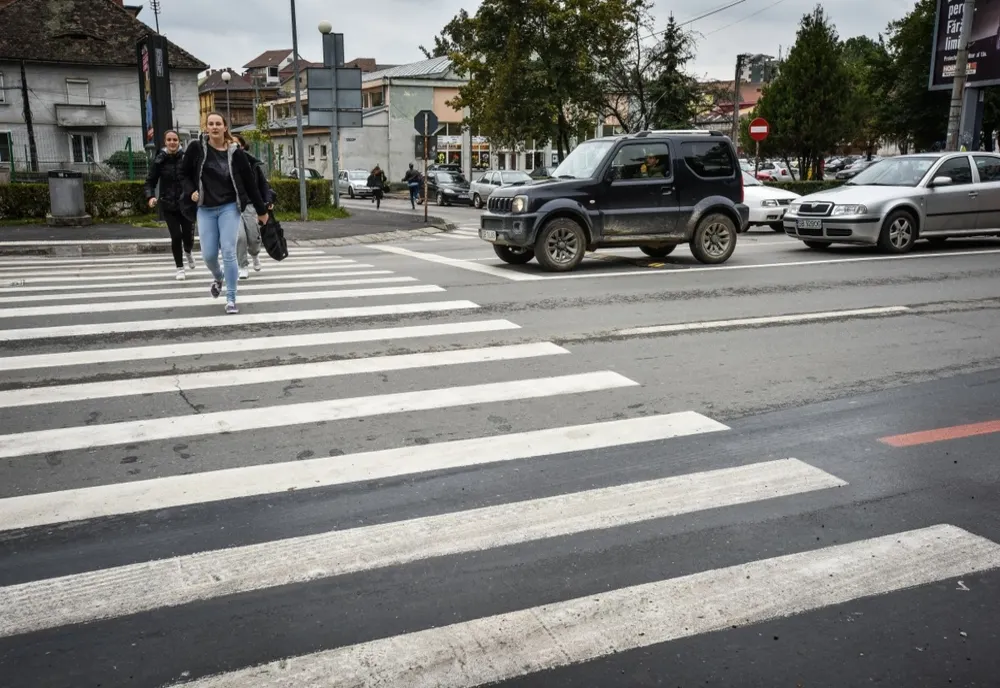 10 șoferi au rămas fără permis pentru ca nu au acordat prioritate pietonilor
