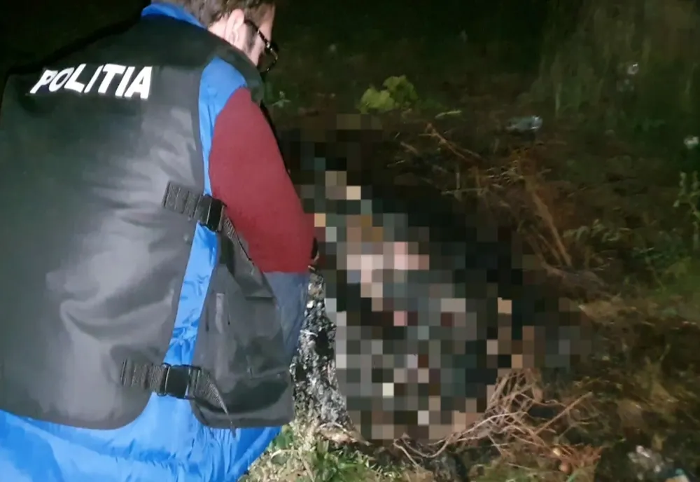 Un bărbat a fost reţinut după ce şi-a ucis câinele, iar apoi i-a dat foc