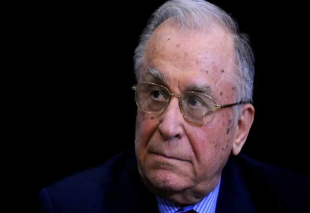 FOSTUL PREŞEDINTE ION ILIESCU ESTE ÎN STARE CRITICĂ
