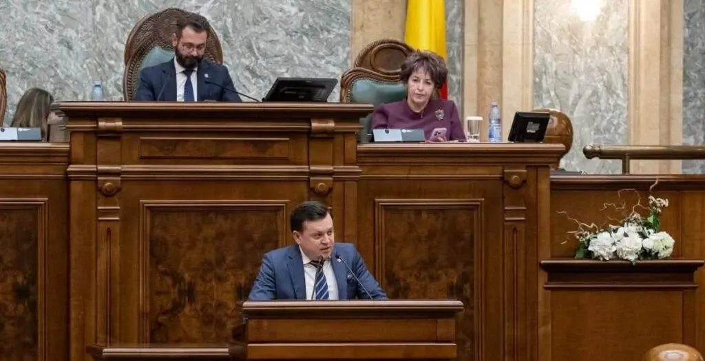Senat, dezbatere lege recunoastrea garzilor medicale ca vechime