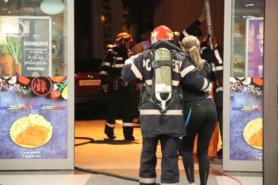 Exercitiu ISU SMURD la Carrefour Botosani (3)