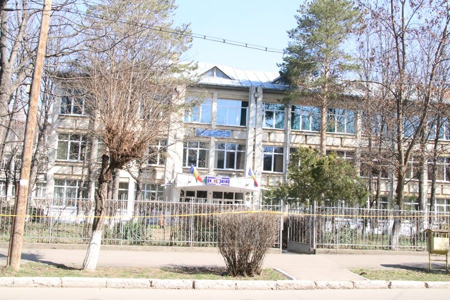Liceu Pedagogic Botosani (1)