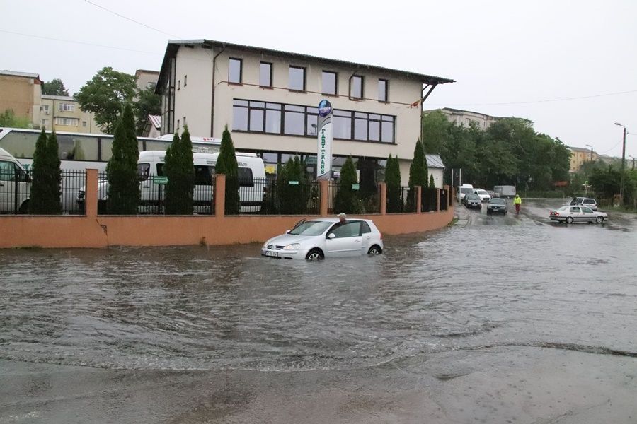 strada inundata botosani (7)