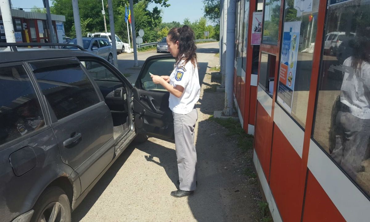 Ucrainean cu permis de conducere fals depistat la PTF Rădăuţi Prut