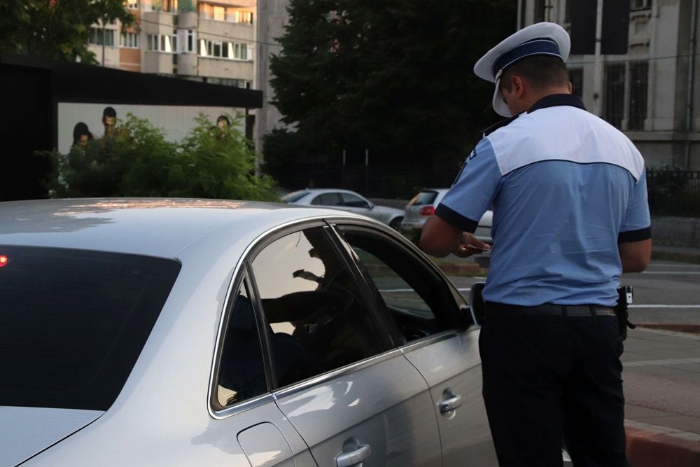 politist rutiera, masina oprita10