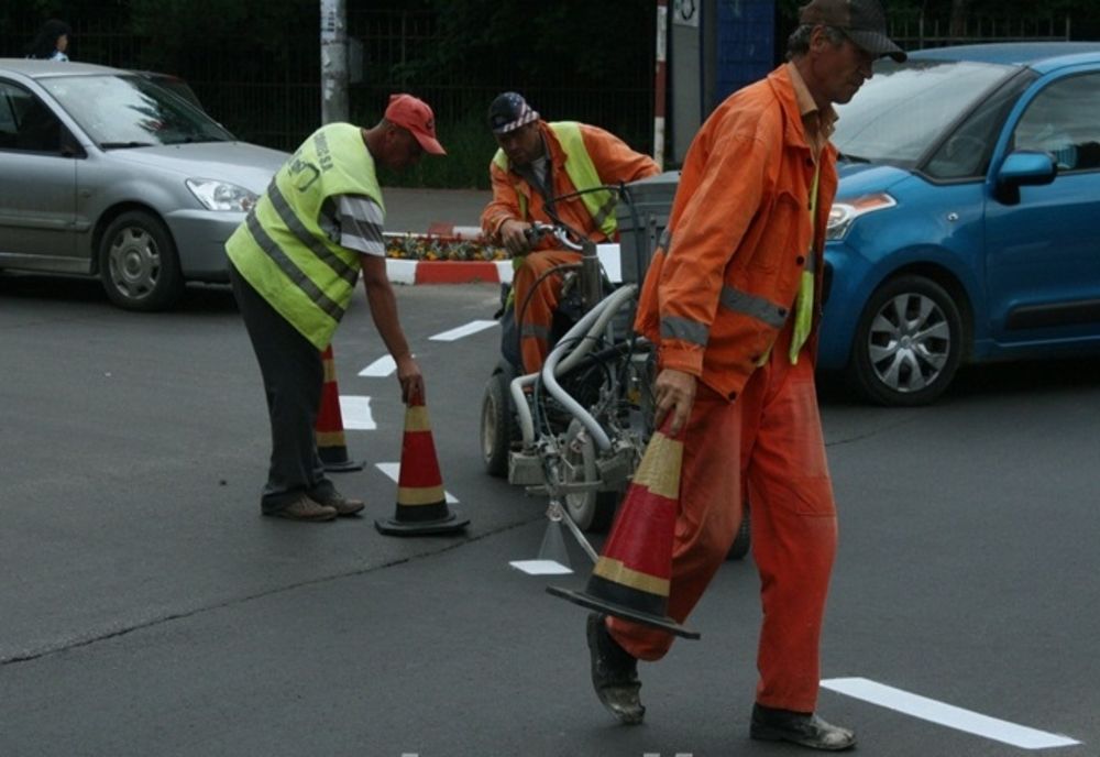 Cifrele dezastrului economic. Firmele din Botoșani au pierdut 10.000 de oameni într-un singur an