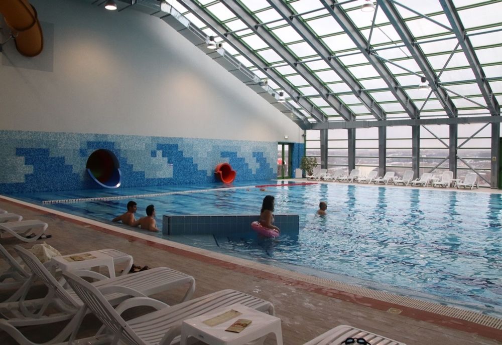 Aquaparcul și patinoarul Cornișa vor fi deschise de Crăciun