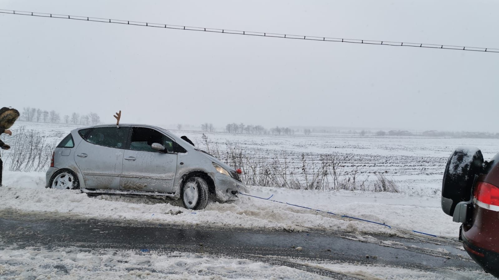 pompieri masini scoase din sant (3)