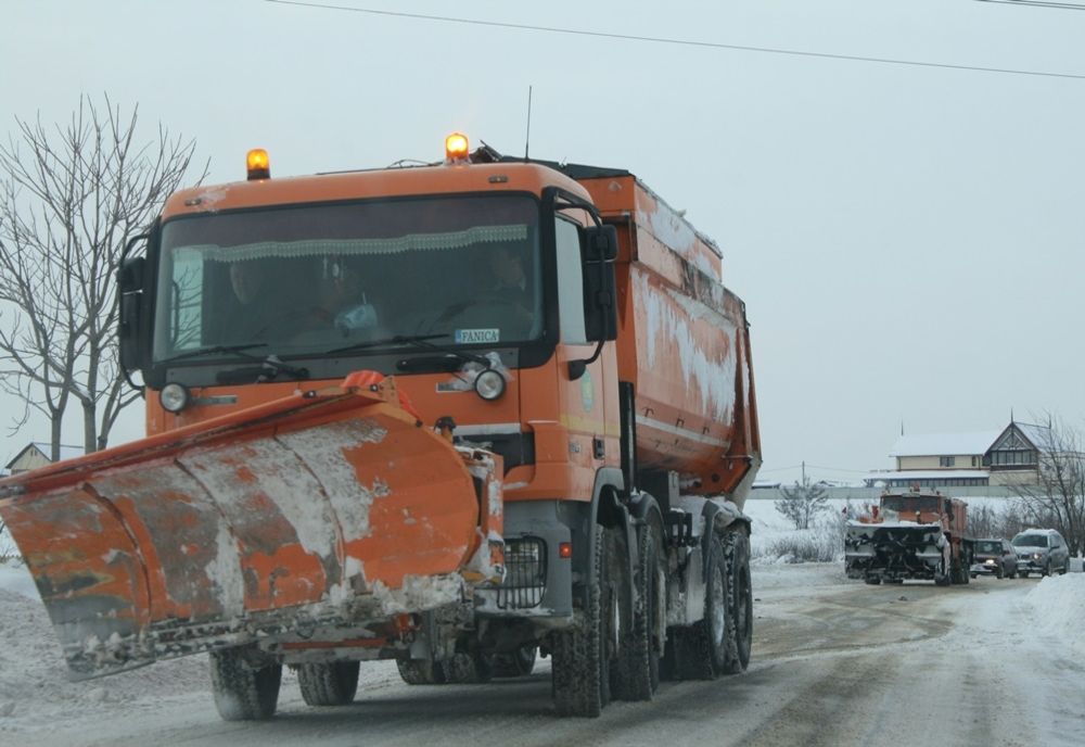 27 de utilaje scoase pe drumurile județene