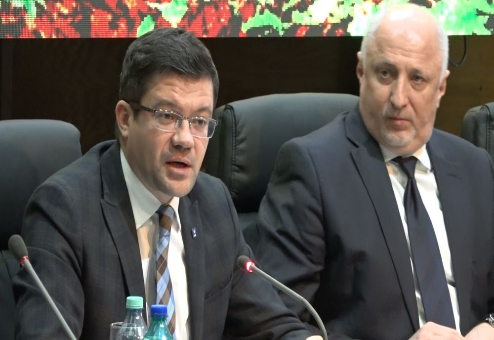 Dezmăț financiar în Ministerul Mediului. 24 de oameni angajați la comunicare și nicio conferință de presă organizată în 2019 VIDEO