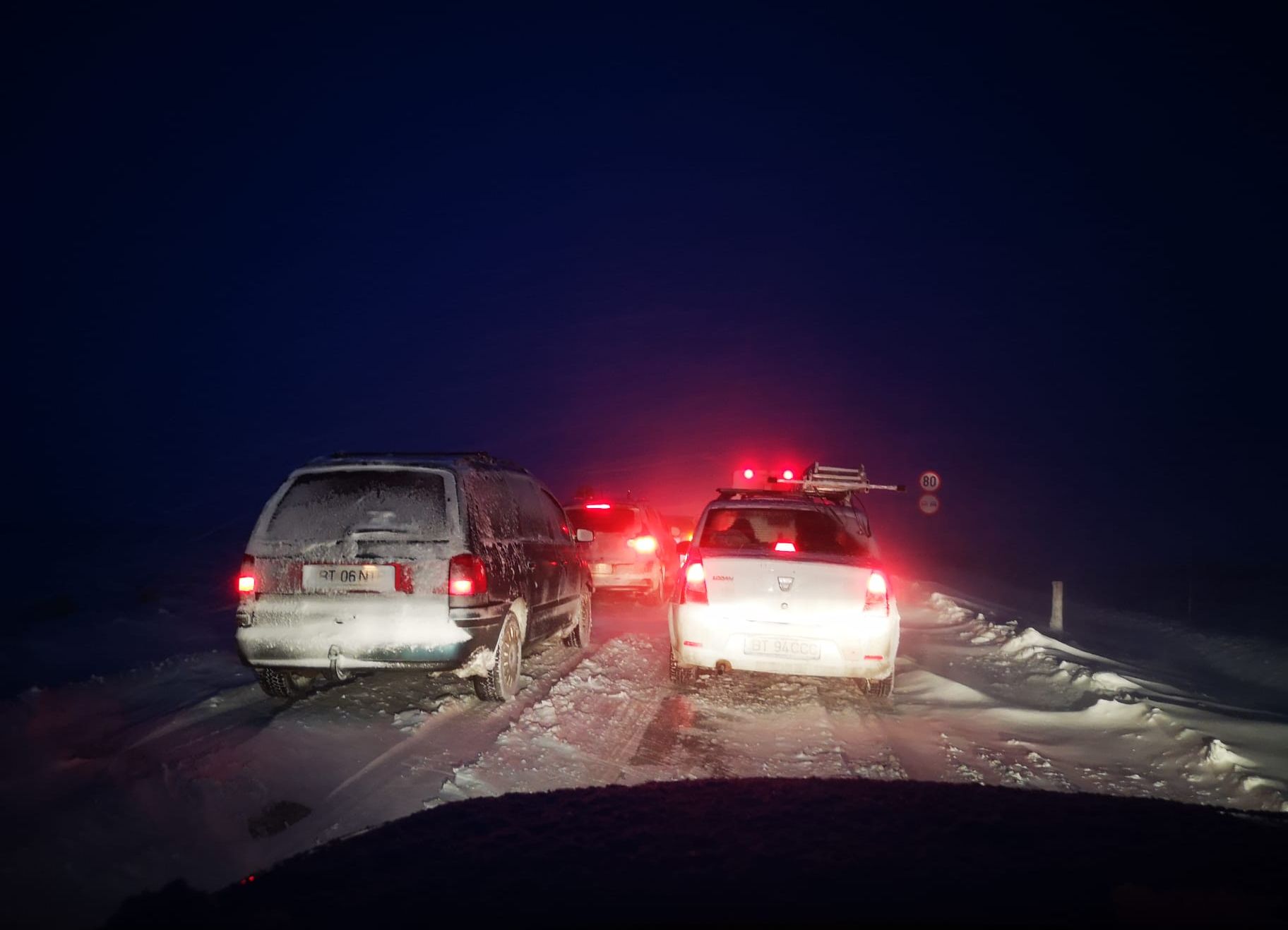 iarna drum acoperit cu zapada (1)