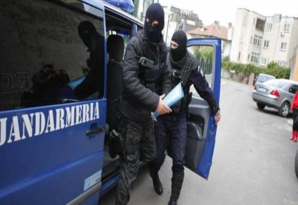 Pacient COVID amendat cu 3000 de lei