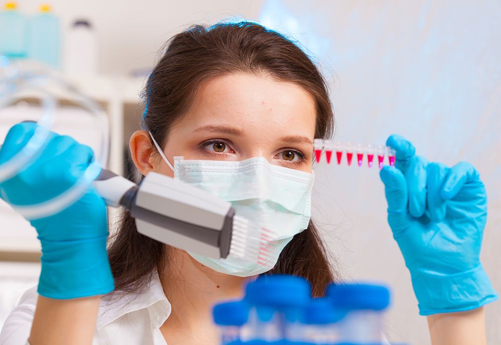 Botoșăneni obligați să poate măști în locurile publice