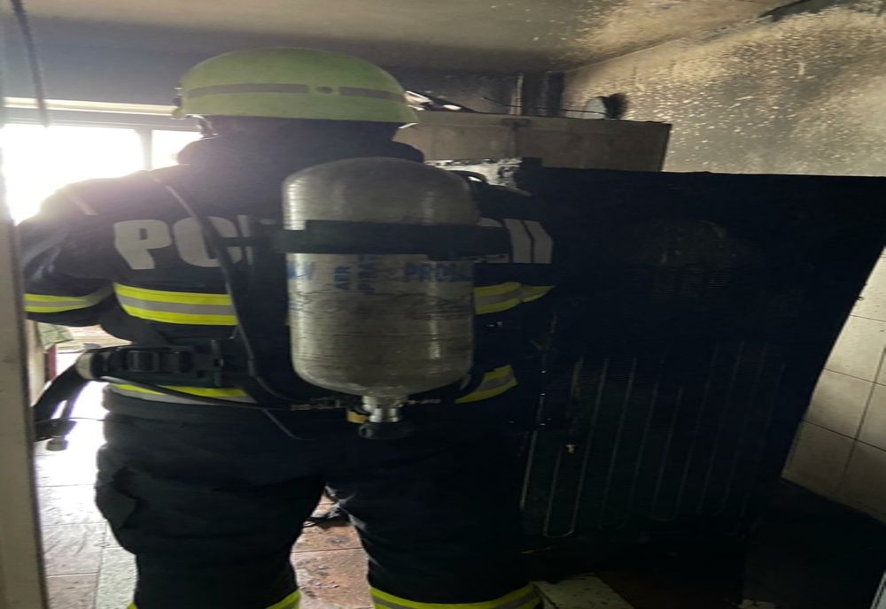 Atenție unde țineți chibriturile! Nu le lăsați la îndemâna copiilor!