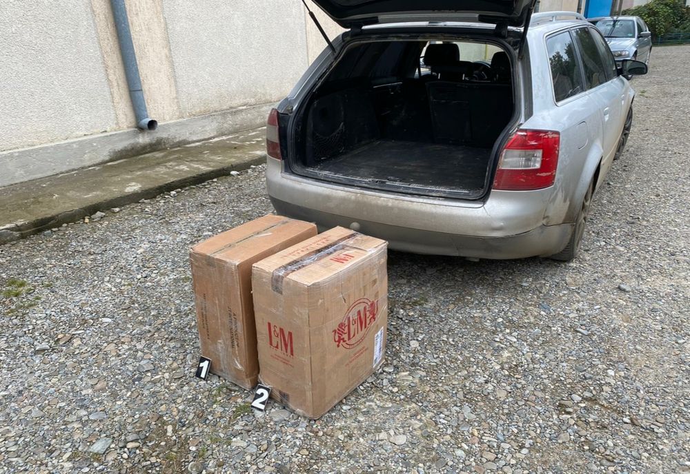 Cărăuşi de ţigări de contrabandă opriţi în trafic de poliţiştii de frontieră