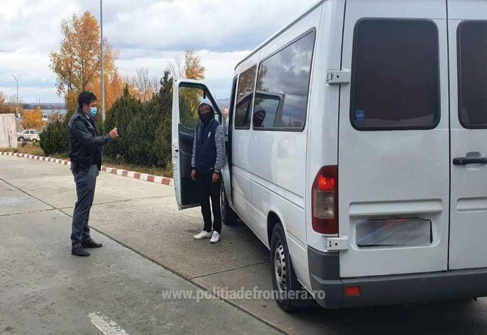 Permis de conducere polonez fals procurat cu 1.000 de euro, descoperit de poliţiştii de frontieră botoşăneni