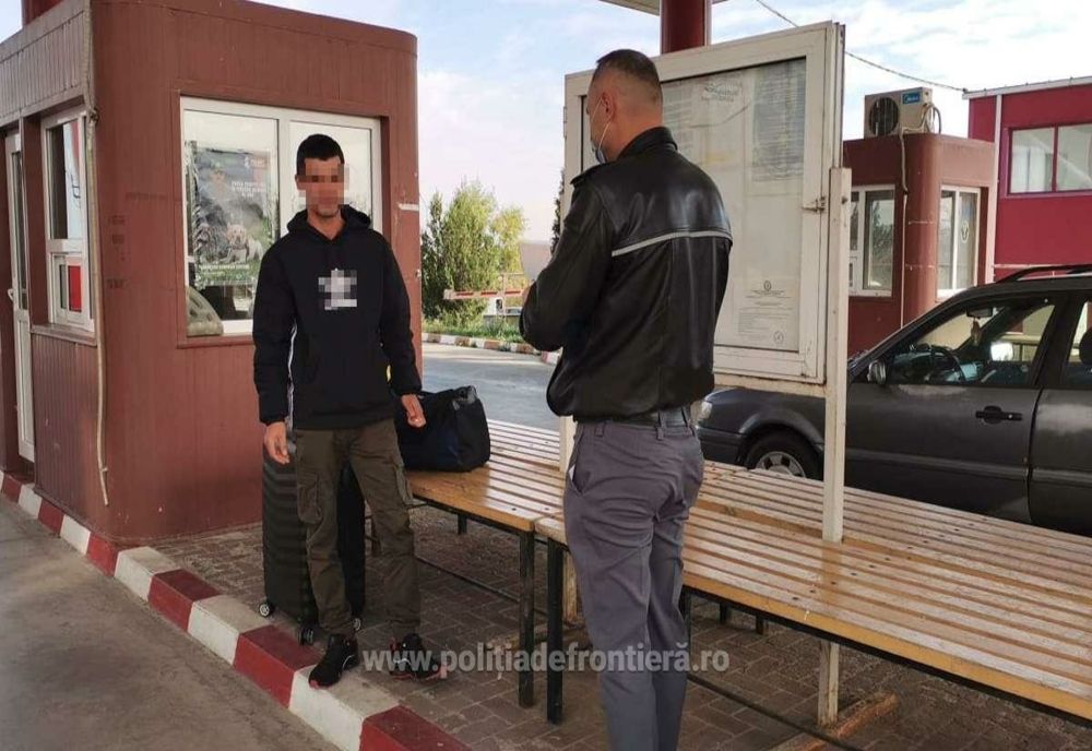 Cartea de identitate falsă descoperită de poliţiştii de frontieră