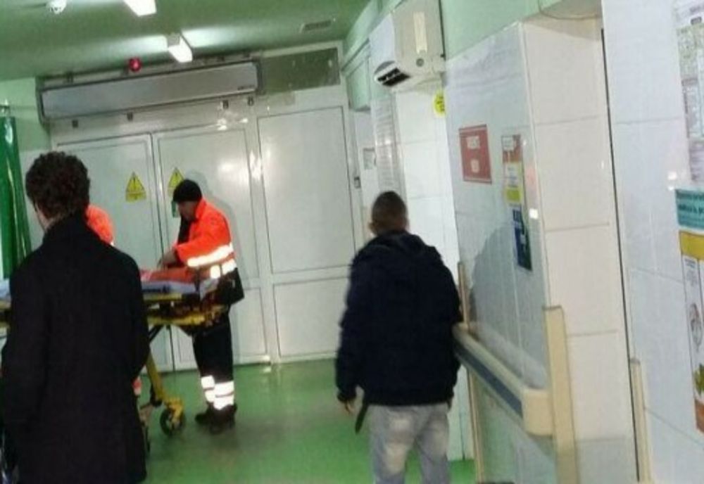 S-a dus la Urgențe cu o durere la deget. A murit în timp de primea îngrijiri