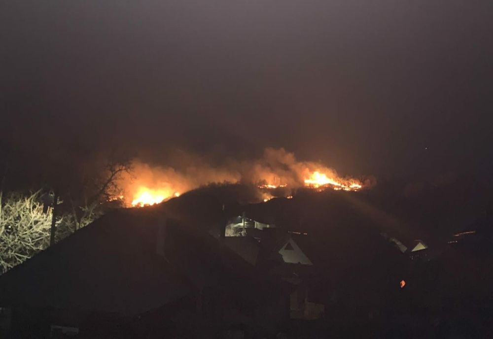 10 incendii stinse de pompieri în ultimele 24 de ore