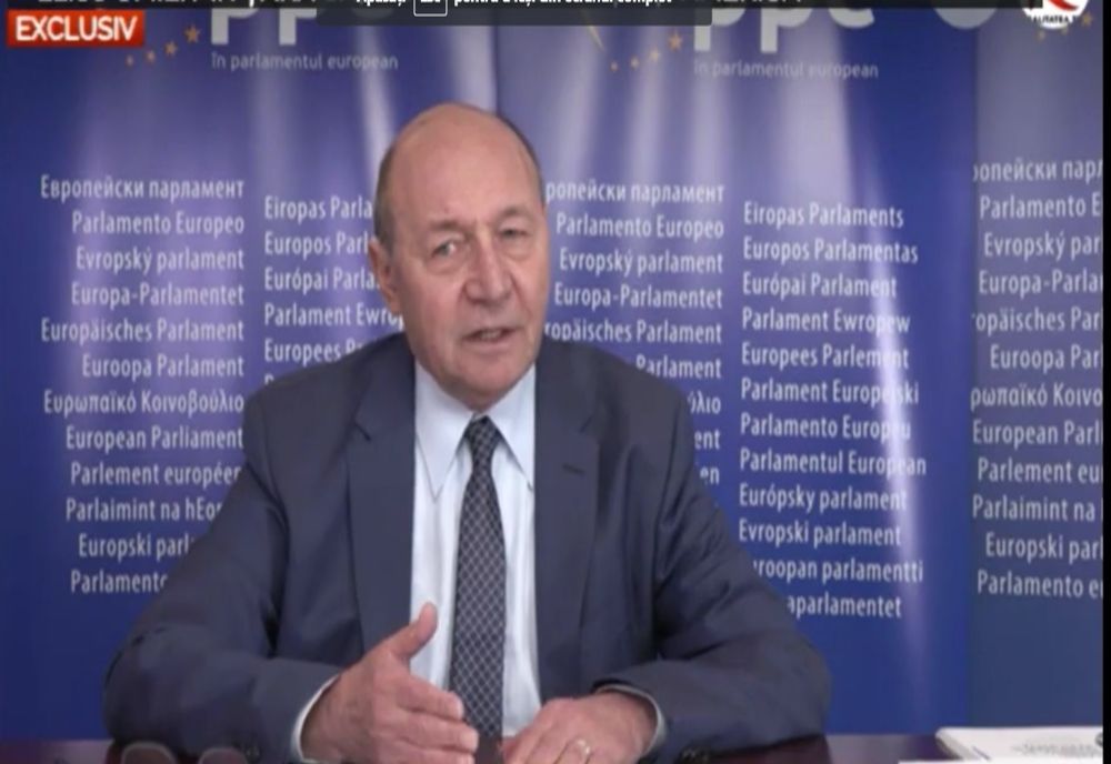 Traian Băsescu a fost externat