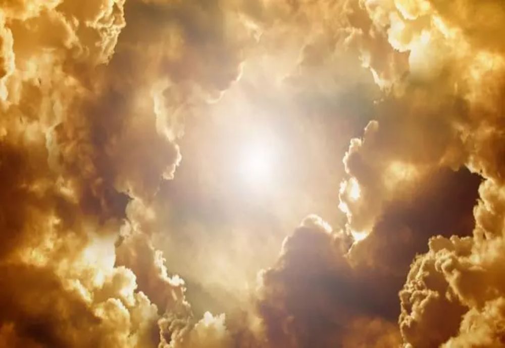 Vremea 30 august - Cod galben de caniculă - Vreme instabilă cu averse și descărcări electrice