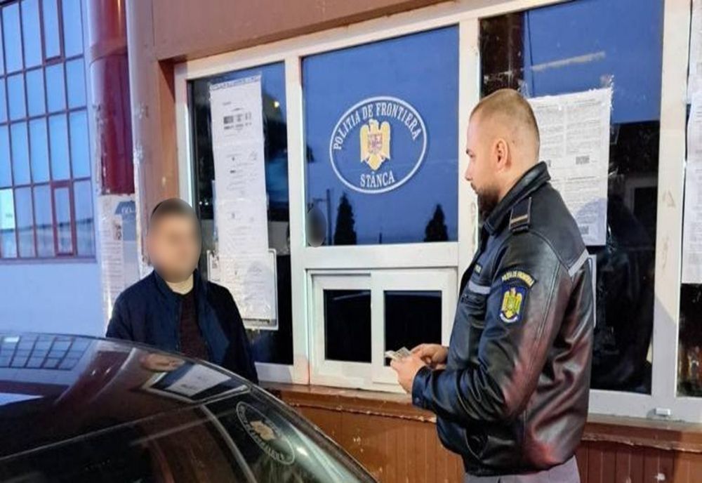 Dorea să ajungă în Franţa cu paşaportul consăteanului şi s-a ales cu dosar penal