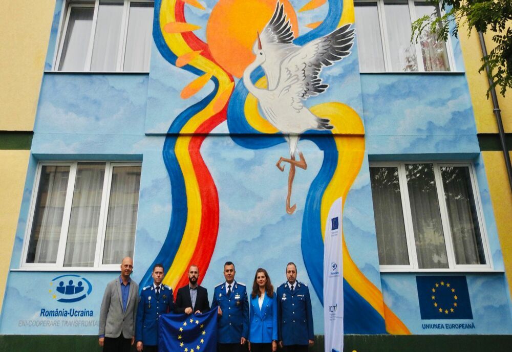 ZIUA COOPERĂRII EUROPENE  a îmbrăcat forma celei mai mari picturi murale din județ 