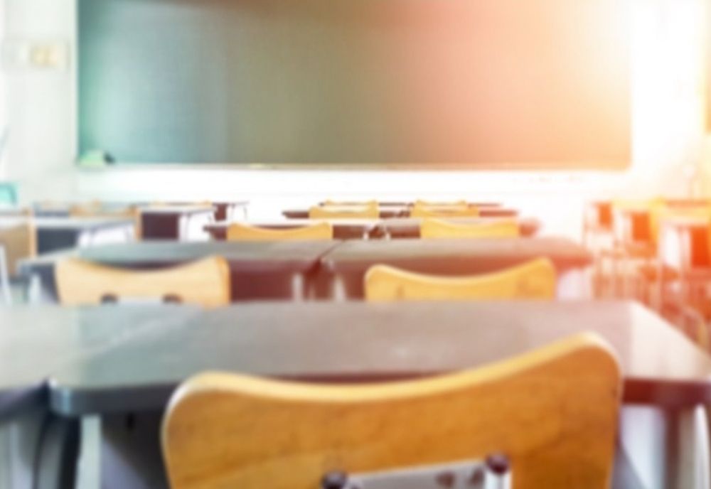 Un profesor din Botoșani s-a ales cu dosar penal, după ce ar fi agresat un elev de 13 ani 