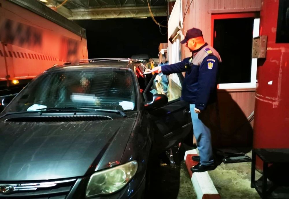 Depistat la volan cu dreptul de a conduce suspendat