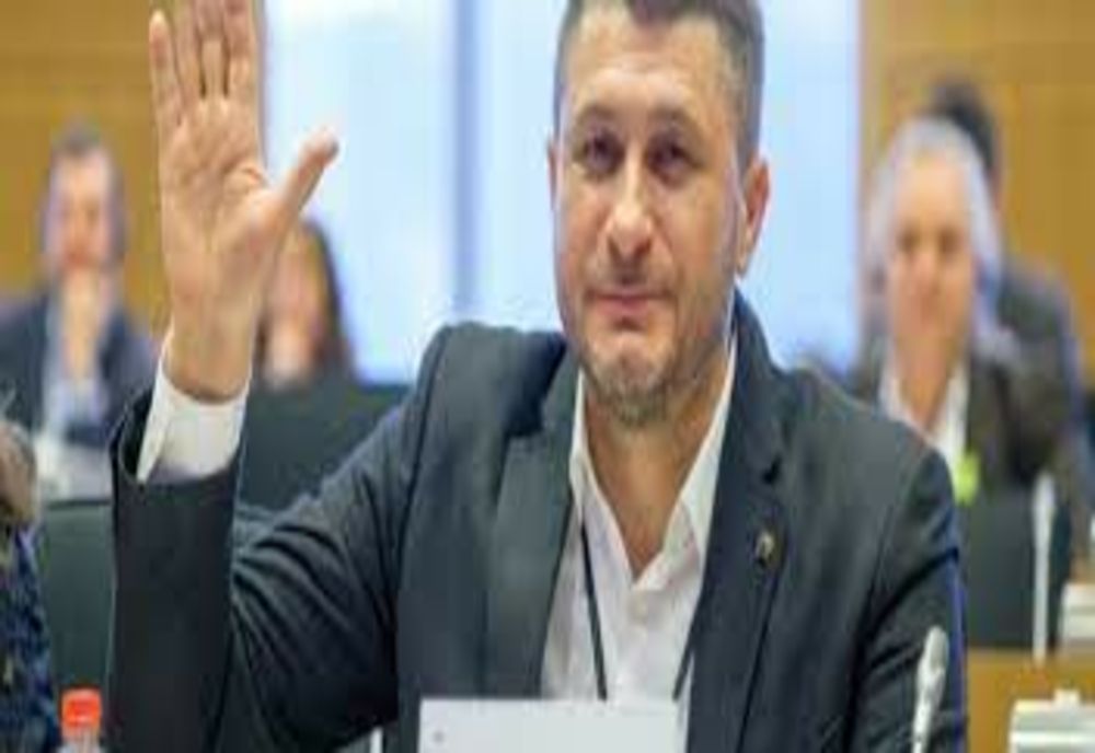 Mihai Ţurcanu, fostul director al DSVSA Botoşani, trimis în judecată pentru abuz în serviciu