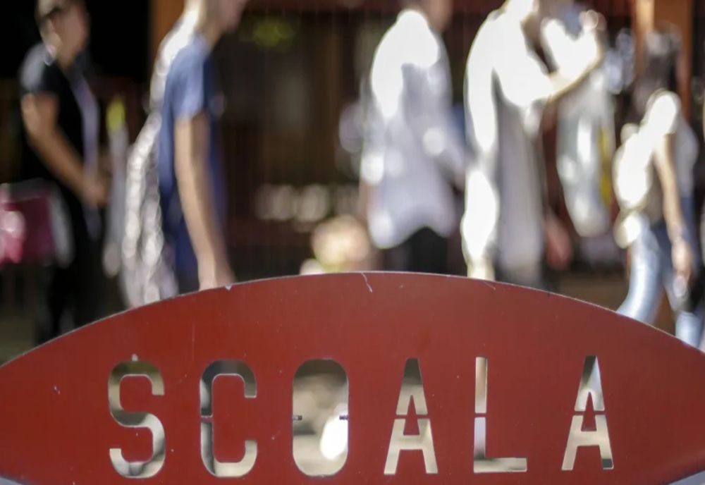 Fenomen îngrijorător: Aproape 17 % dintre copiii români de 15 ani nu merg la şcoală, de aproape 6 ori mai mult faţă de media UE