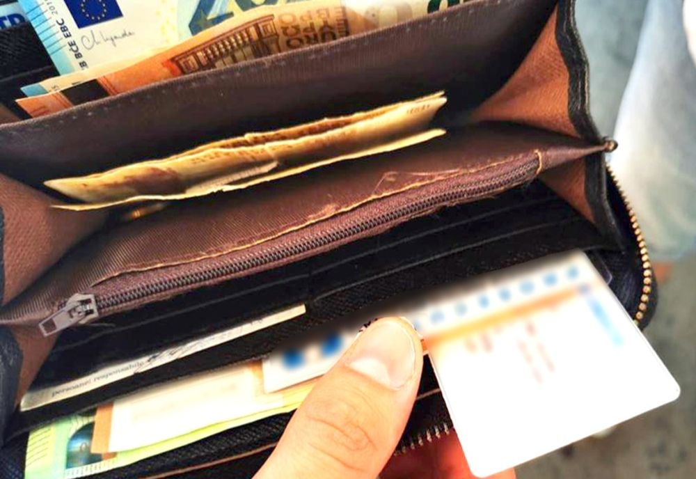 A prezentat la control un permis de conducere fals și acum are dosar penal