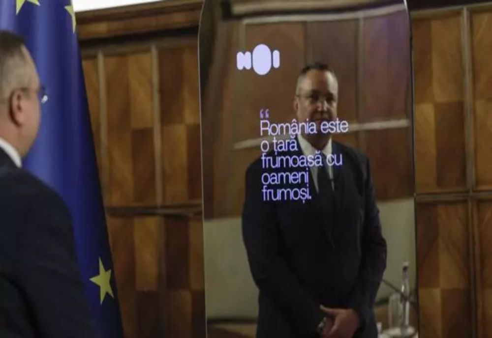 Robotul ION a dat rateuri la prima apariție în public - Guvernul cere răbdare în cazul consilierului cu inteligență artificială: Trebuie să învețe