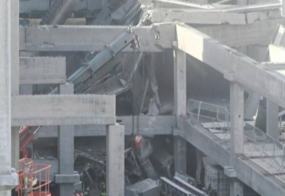 Trei muncitori români, grav răniți după prăbușirea unui șantier. Alte trei persoane au murit în accident