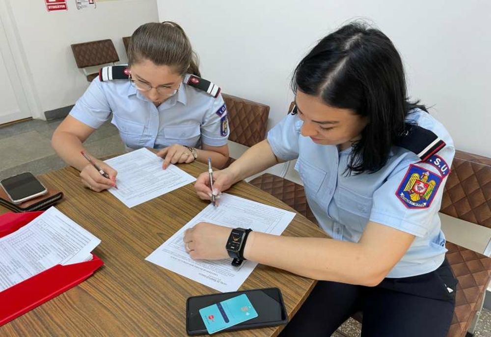 Botoşani: Pompierii au donat sânge pentru victimele exploziei de la Dedeman