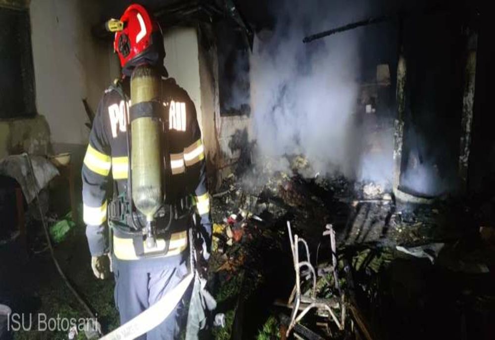 BĂRBAT MORT ÎN INCENDIU