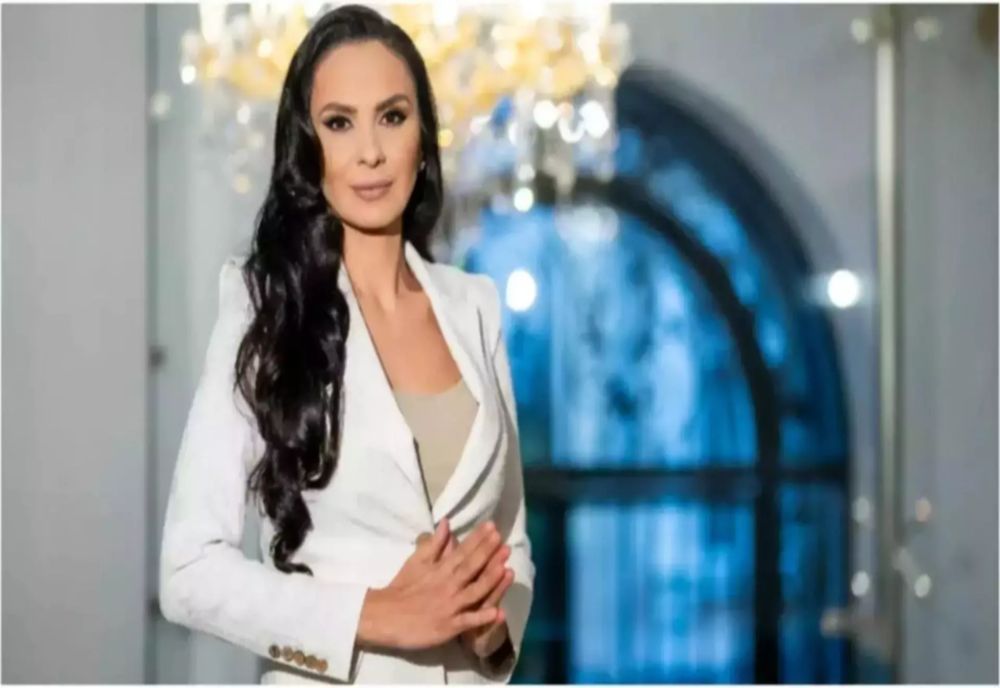 Alexandra Păcuraru, vicepreședinte AUR pe regiunea Dobrogea, mesaj de forță la Televiziunea Poporului: „Suveraniștii adevărați apără poporul. Cei care mă atacă s-au vândut și se sfâșie unii pe alții” - VIDEO