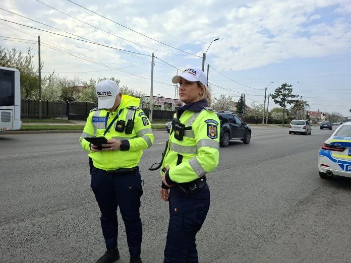 Simona Țurcanu, polițistă chemată în Franța