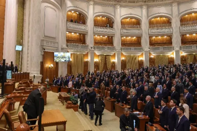 Parlament / Comisii de specialitate - încep audierile miniștrilor propuși în Guvernul Veștea