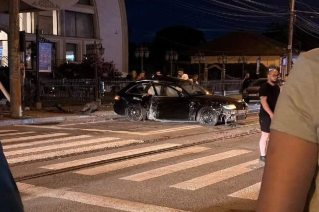 Răfuială violentă între doi șoferi din Botoșani, pe străzile Iașului