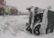 Microbuz implicat într-un accident. Un mort și cinci răniți FOTO