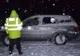 Autoturism abandonat cu 14.000 de pachete cu țigări de contrabandă